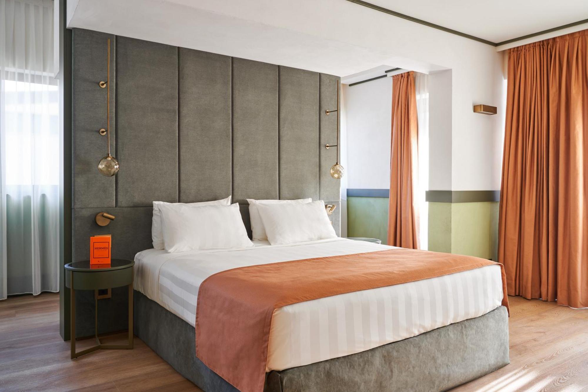 Nemi Hotel Milan Bagian luar foto