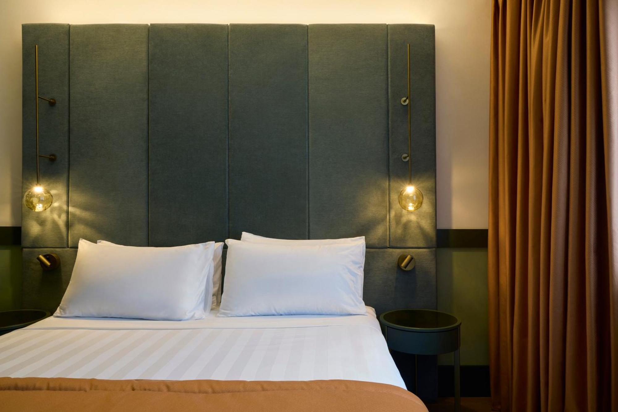 Nemi Hotel Milan Bagian luar foto