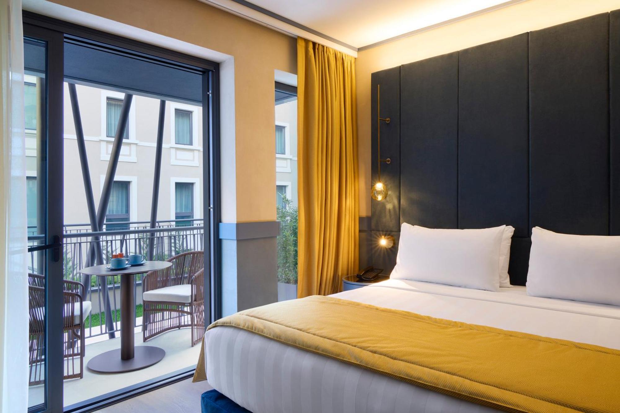 Nemi Hotel Milan Bagian luar foto